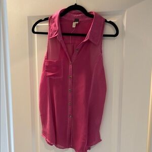 We The Free Pink Sleeveless Button Down Blouse